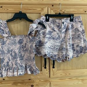 Tori Richard Navy and Pale Pink Tropical Toile Print Scalloped Short Set Sz 6/M